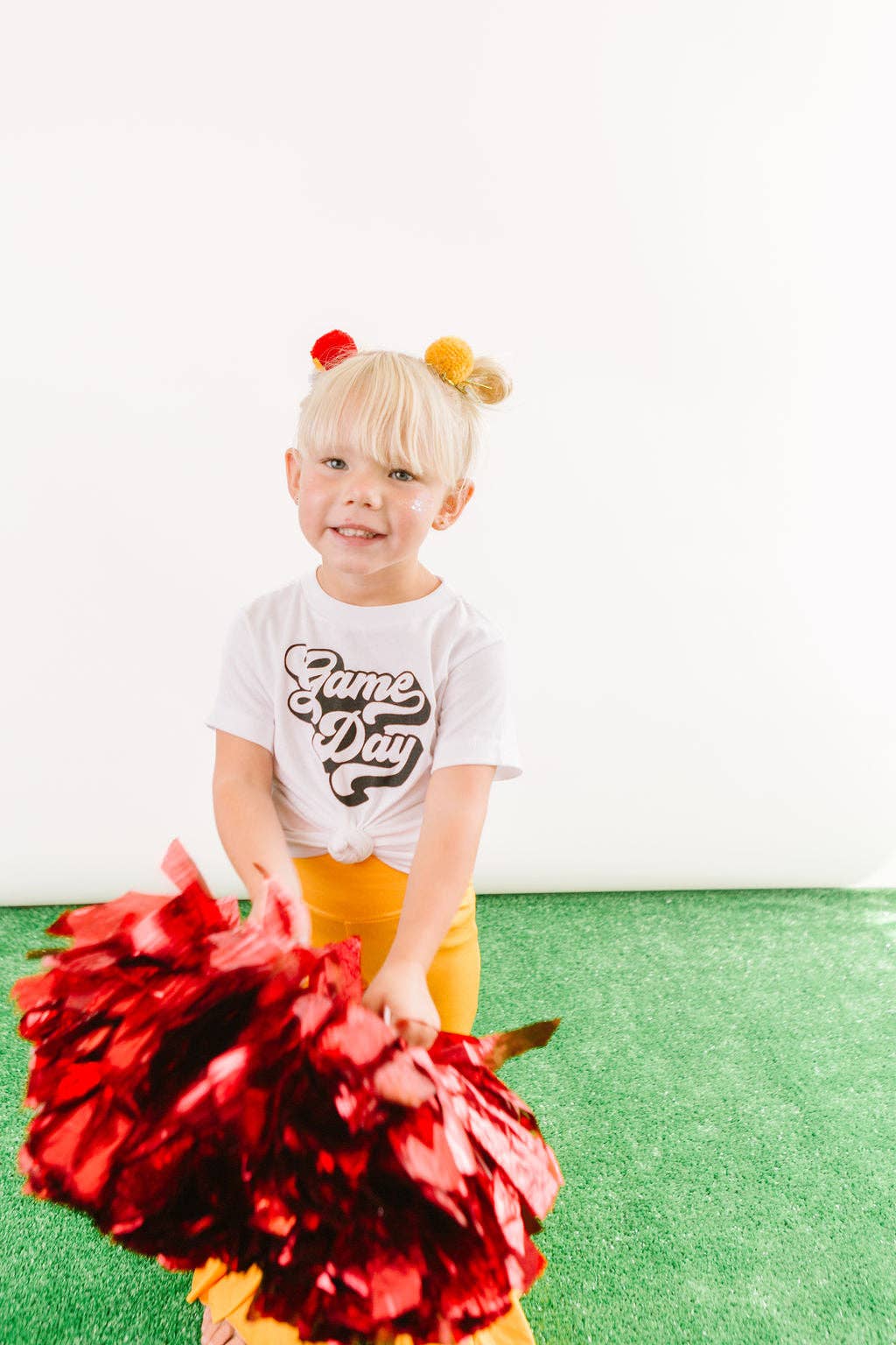 Red & Gold Party Pom Pom Clip Set