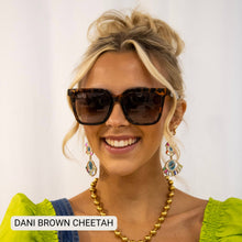 Dani- Women’s Square Sunglasses – Oversized : Grey Cheetah
