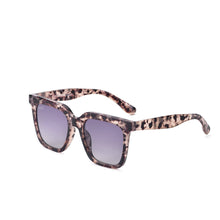 Dani- Women’s Square Sunglasses – Oversized : Grey Cheetah