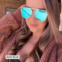 SHAY - Women's Polarized Large Hair Friendly Aviator: Black Ombré