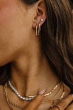 Rectangle Gold Huggies: 10mm