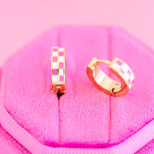 Hot Pink Checkered Huggies