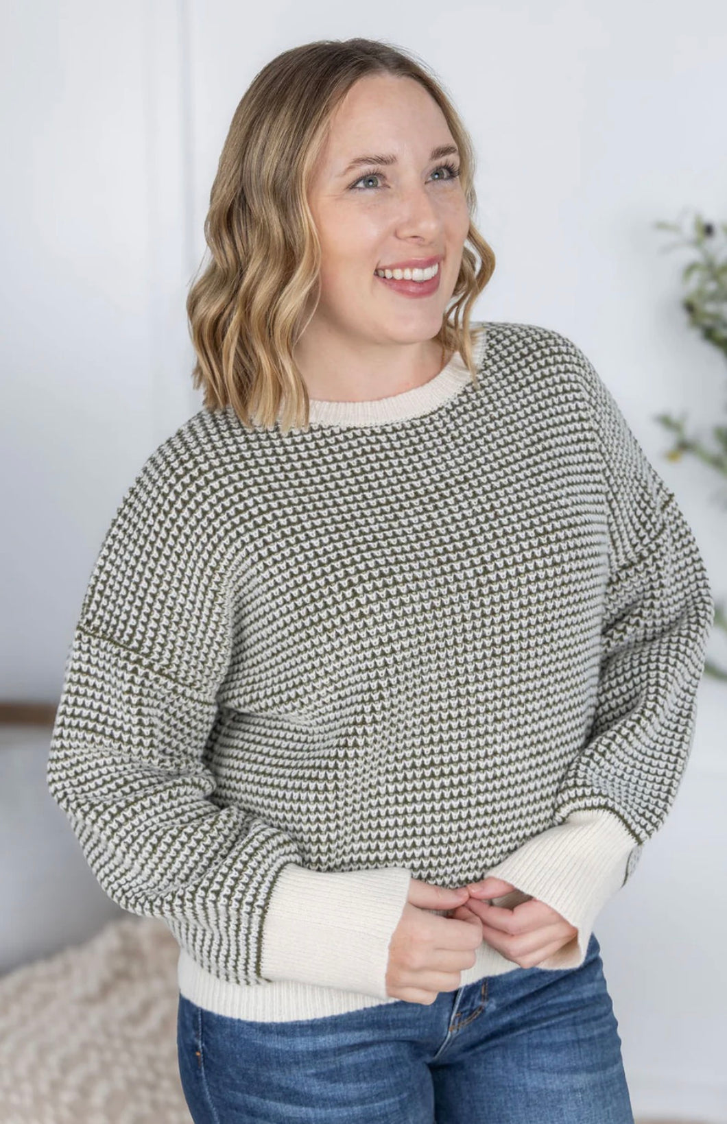 Charlotte sweater-olive