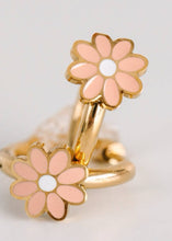 Peach Daisy Huggies
