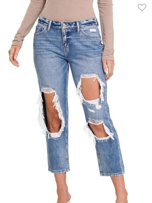 Cali distressed capris